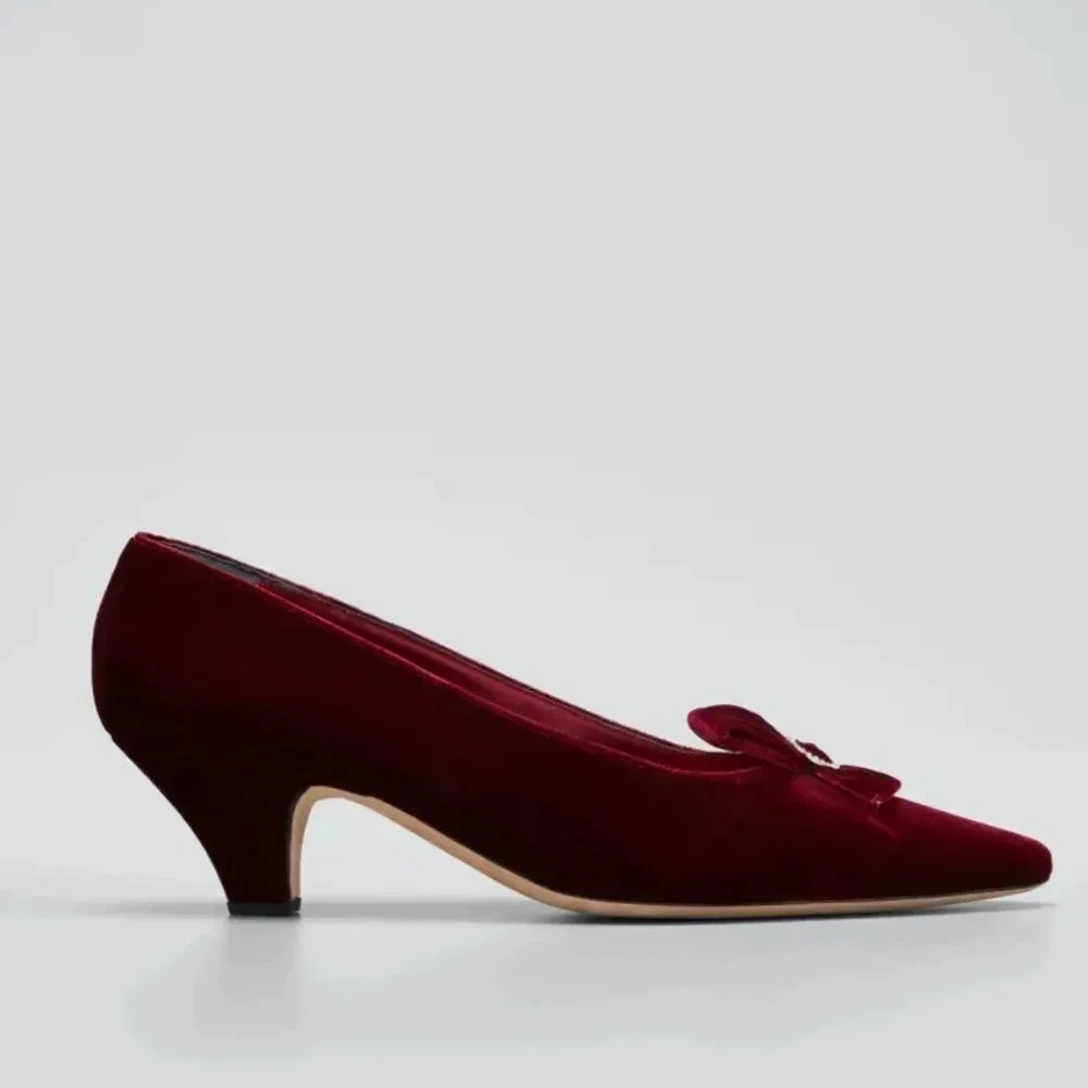 NEW SILVIA FIORENTINA Nicole Velvet Buckle Pumps, Wine